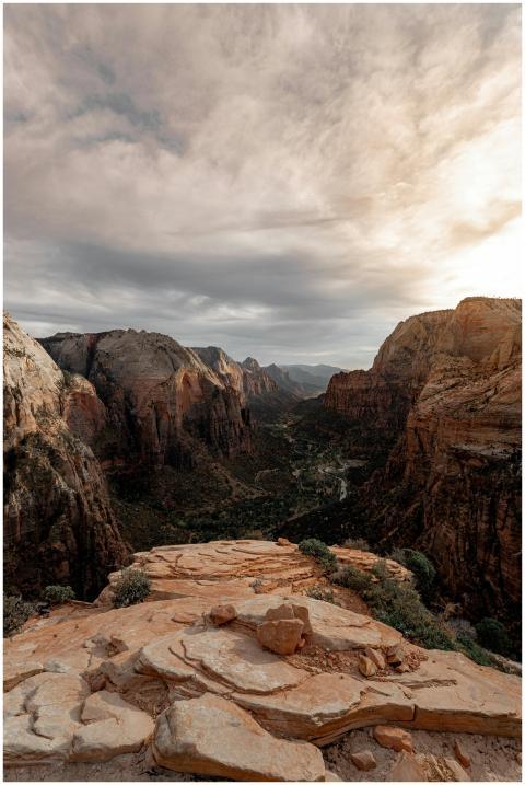 Capture of the dramatic Zion National Park cliffs