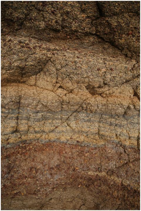 earth layers iin rock