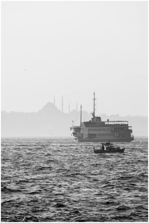 Black and white photo of a ferry on the Bosphorus
