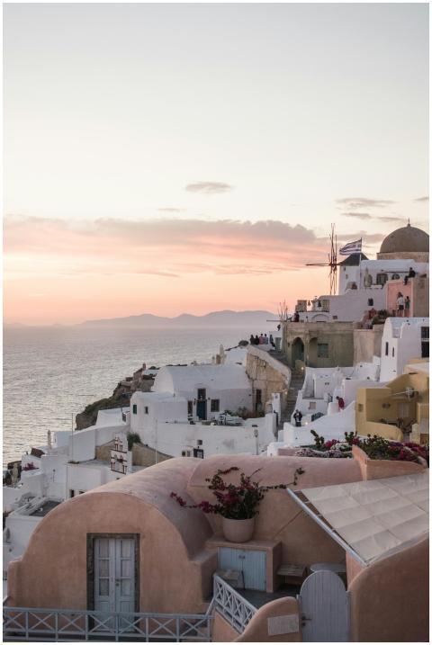 Captivating view of Santorini's iconic architectur