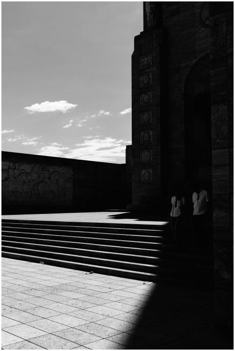 Black and white photo of Monumento a la Bandera in