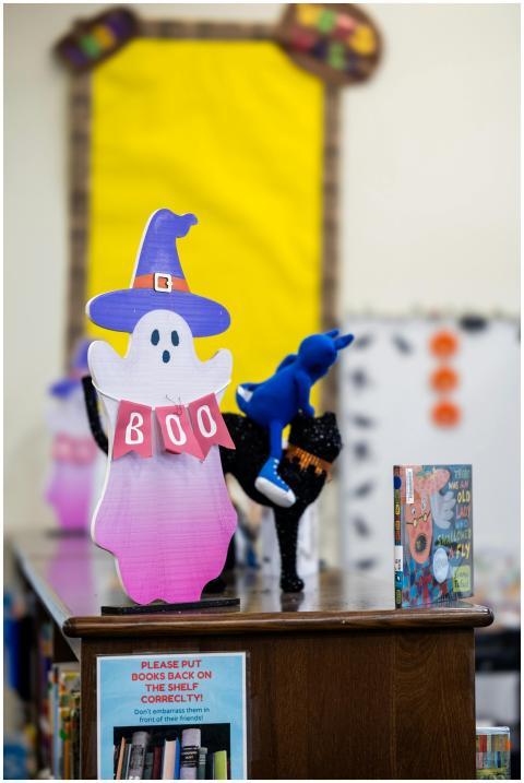 Halloween Ghost Decoration Library