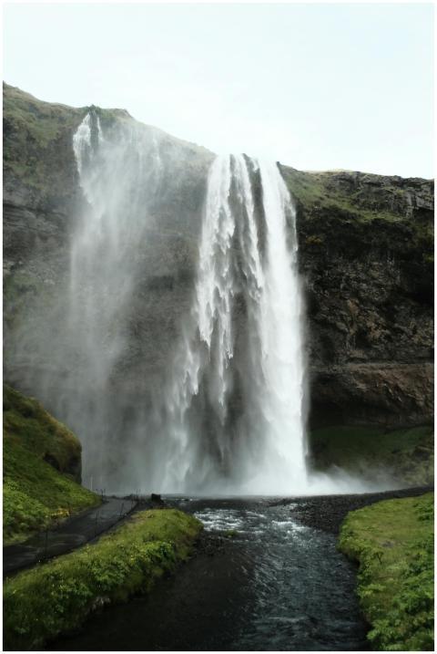 Stunning view of Seljalandsfoss waterfall cascadin