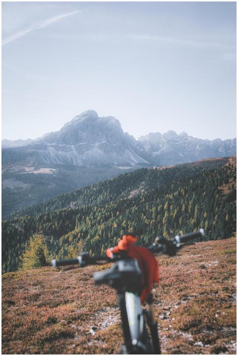 A mountain bike focuses on an expansive view of ru