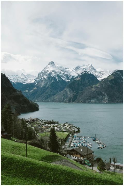 Beautiful view of a marina by a lake surrounded by