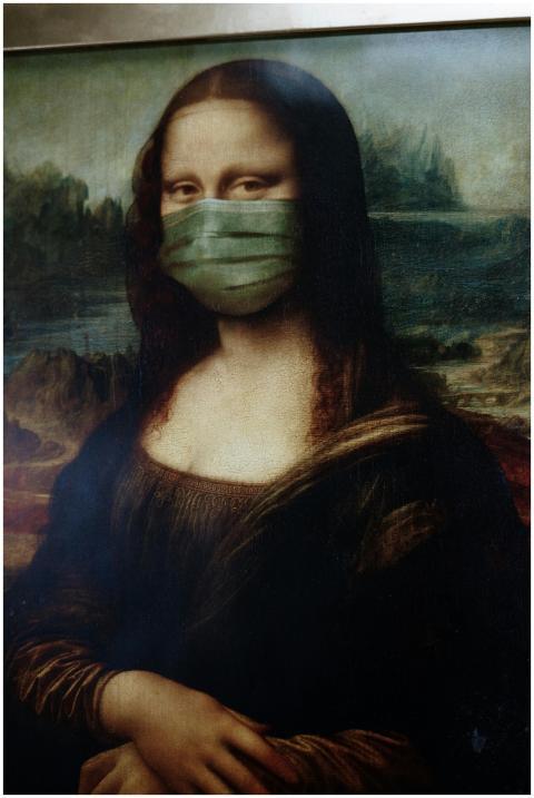A humorous twist on the Mona Lisa, showcasing mode