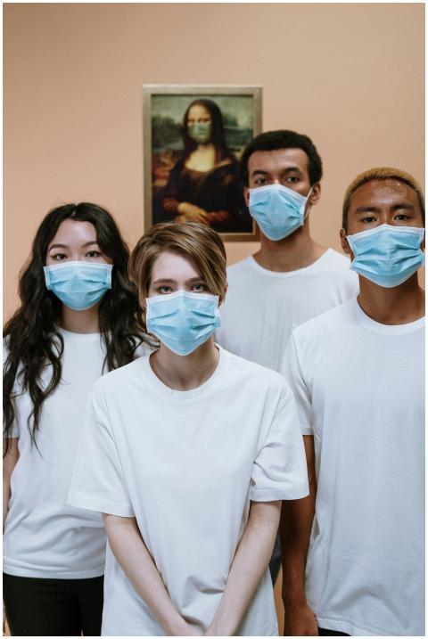 Group of healthcare professionals wearing masks in