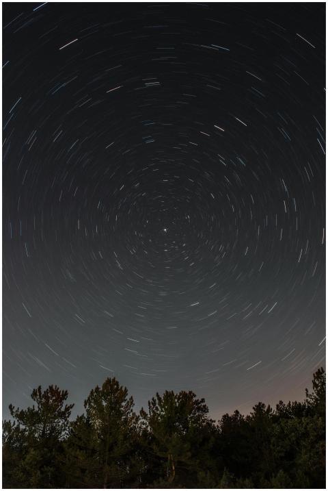 Stunning star trails captured in a long exposure o