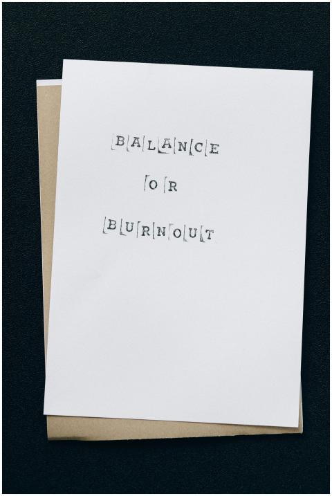 A simple card displaying the message 'Balance or B