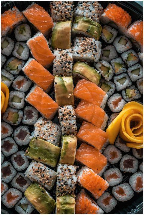 A beautifully arranged sushi platter featuring fre