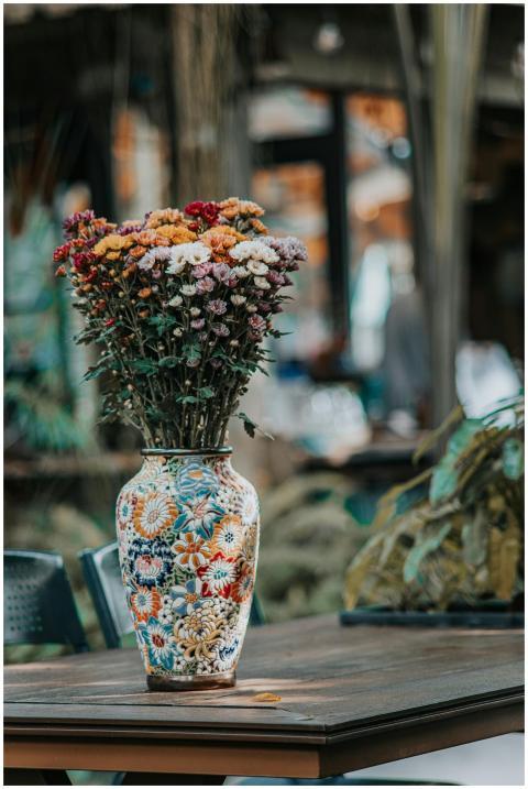 Elegant Floral Arrangement Intricate