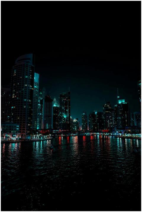 Captivating night scene of Dubai Marina with vibra