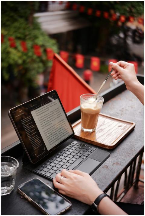 Outdoor Cafe Workspace Tablet