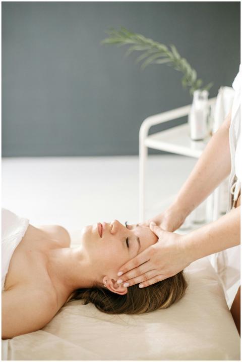 Calm and rejuvenating head massage therapy session
