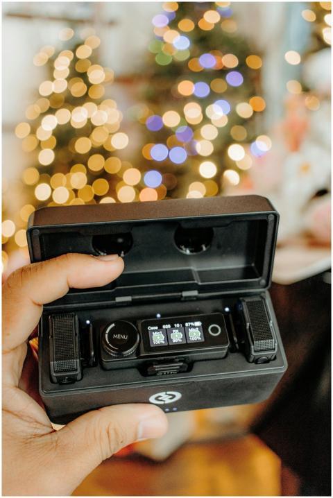 Christmas Bokeh Handheld Audio