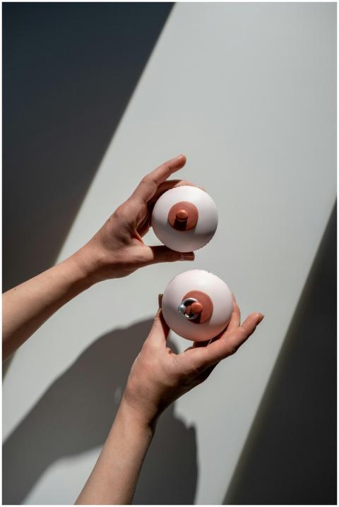 Artistic cupcakes symbolizing breast cancer awaren