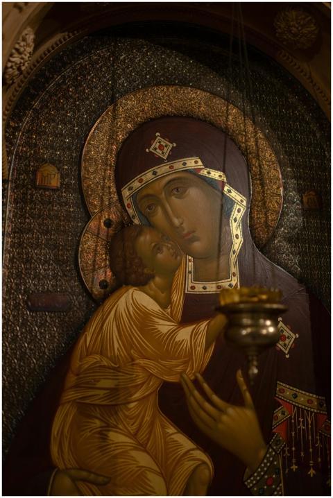 Beautiful Orthodox icon featuring Virgin Mary and