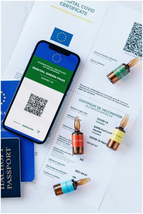Digital COVID-19 vaccination passport with vials o