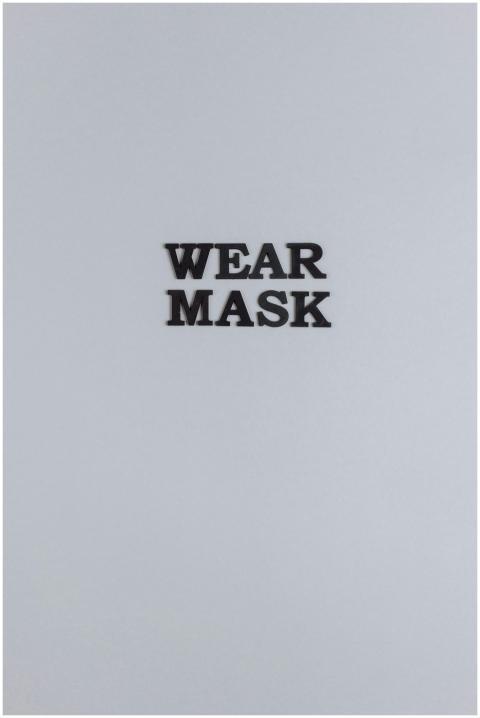Simple message promoting mask wearing with a minim