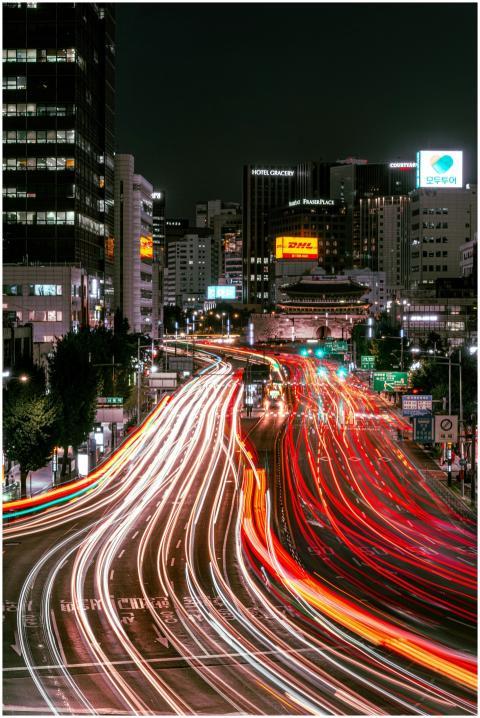 Dynamic long exposure of Seoul's bustling cityscap