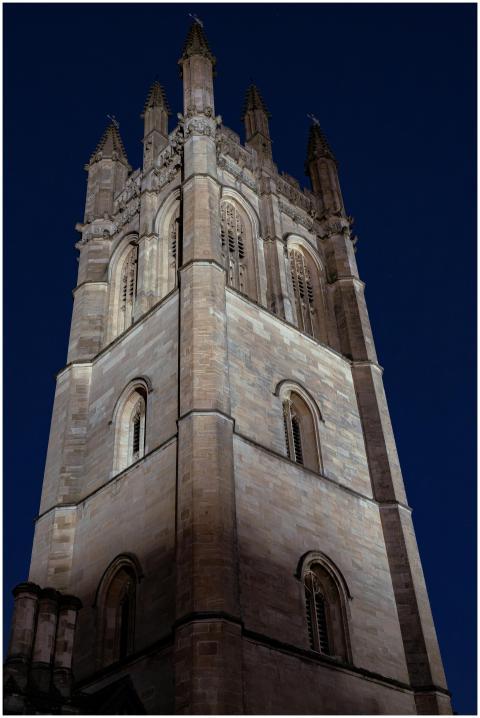A stunning night capture of Magdalen Tower, Oxford