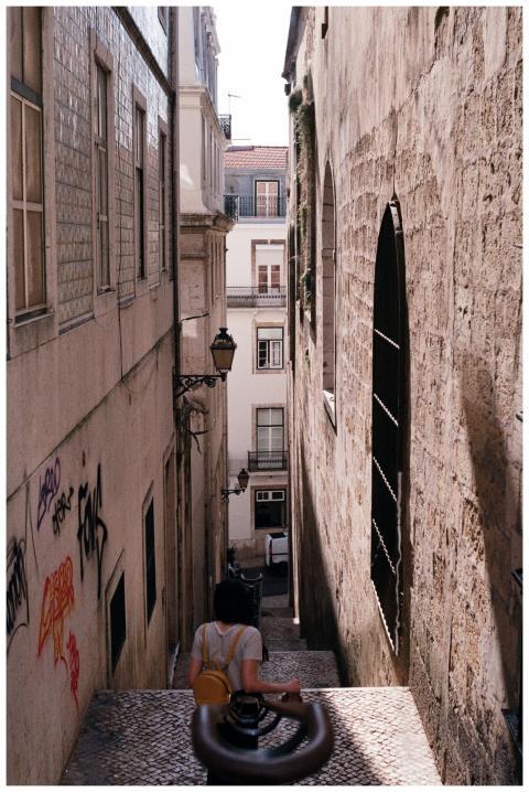 Explore the narrow alleyways of Lisbon with a pers