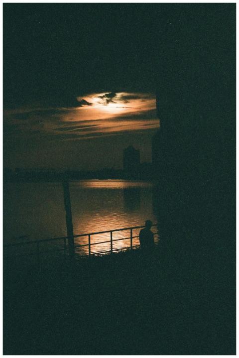 Silhouette River Sunset 34629433