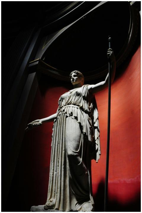 Striking image of an ancient Greek statue illumina