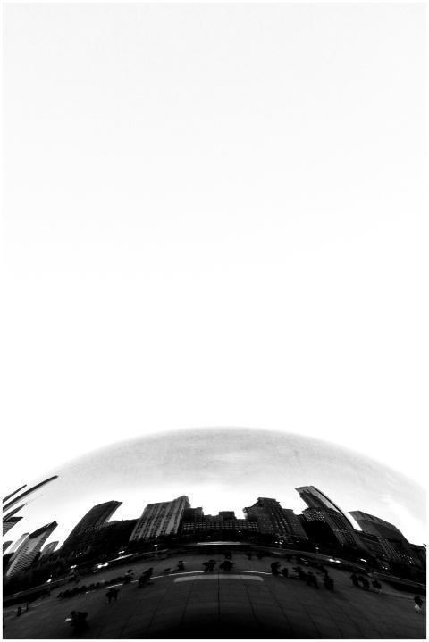 Stunning black and white reflection of Chicago sky