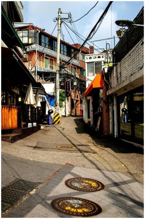 Free stock photo of city street scene, dark and mo