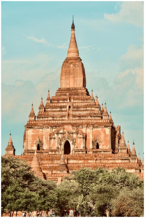 Scenic view of the renowned Sulemani Temple in Bag