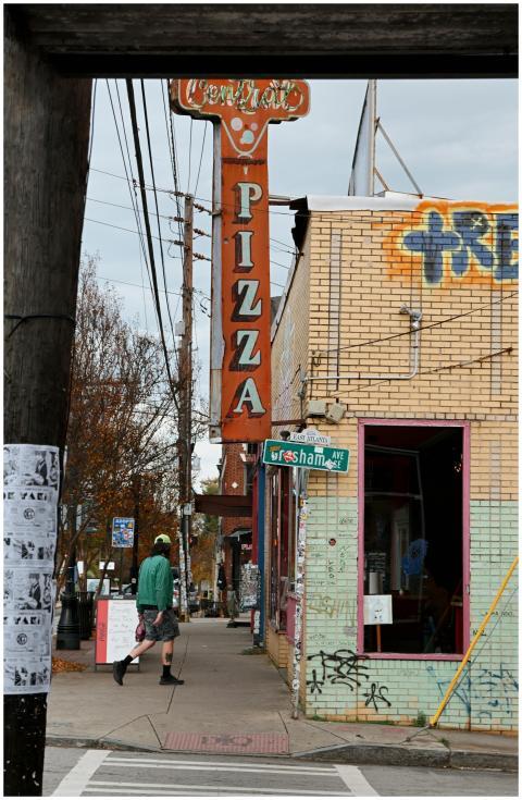Urban Street Scene Pizza
