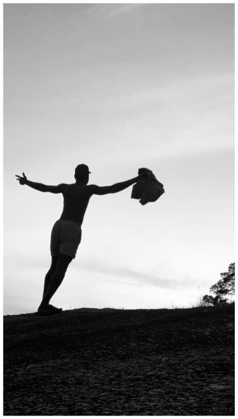 Silhouette Person Sunset 33491423