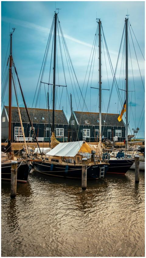View of traditional wooden boats moored in the pic