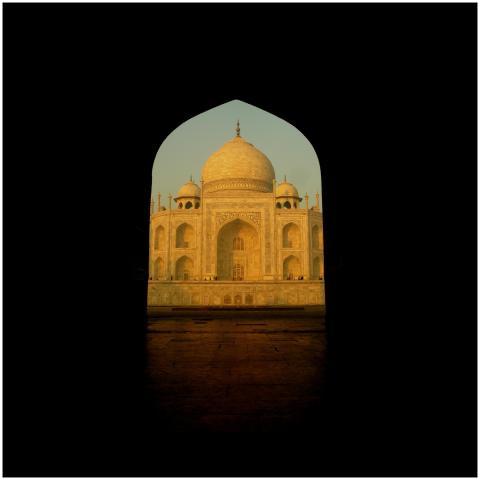 Beautiful architectural frame of the iconic Taj Ma