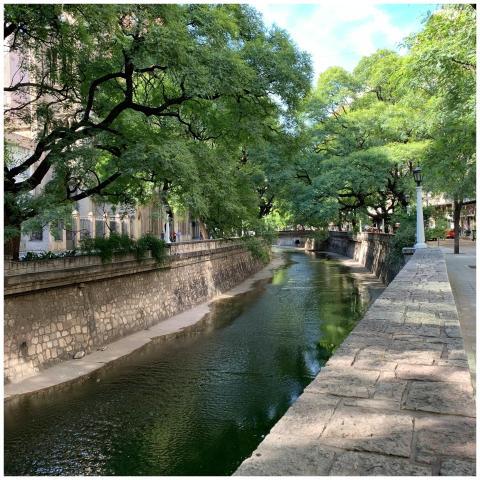 Serene Riverside Pathway Cordoba